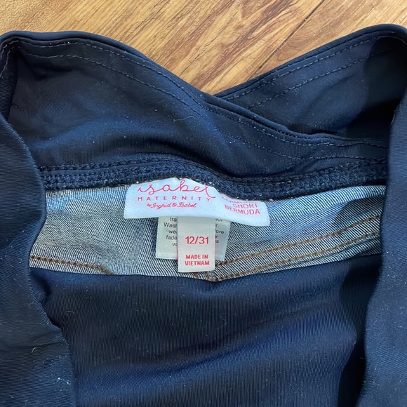 Womens maternity Bermuda shorts sz 12. Crossover panel in back. Isabel Maternity - Picture 2 of 6